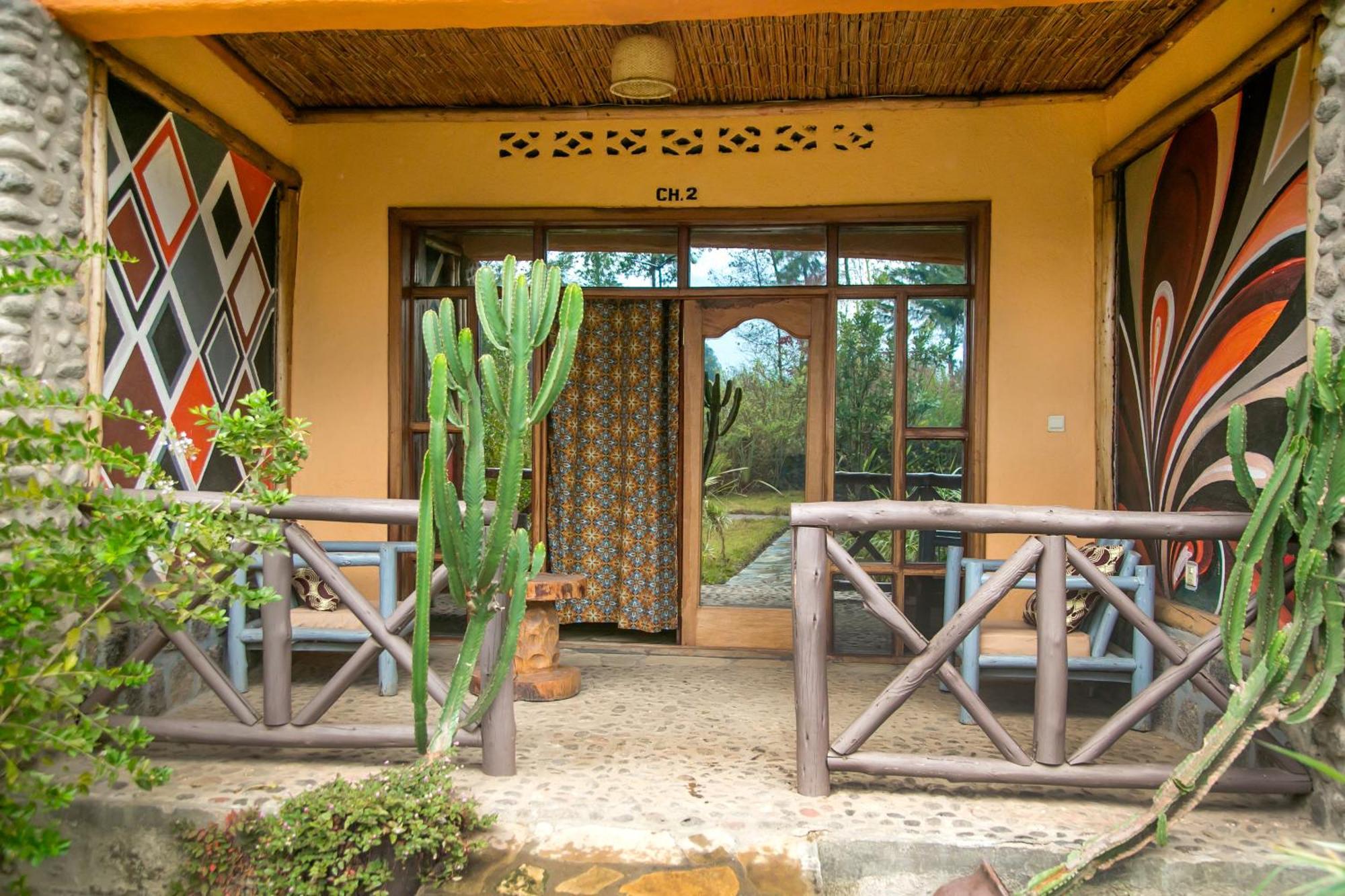 Karisimbi Cave Resort Ruhengeri Exterior foto
