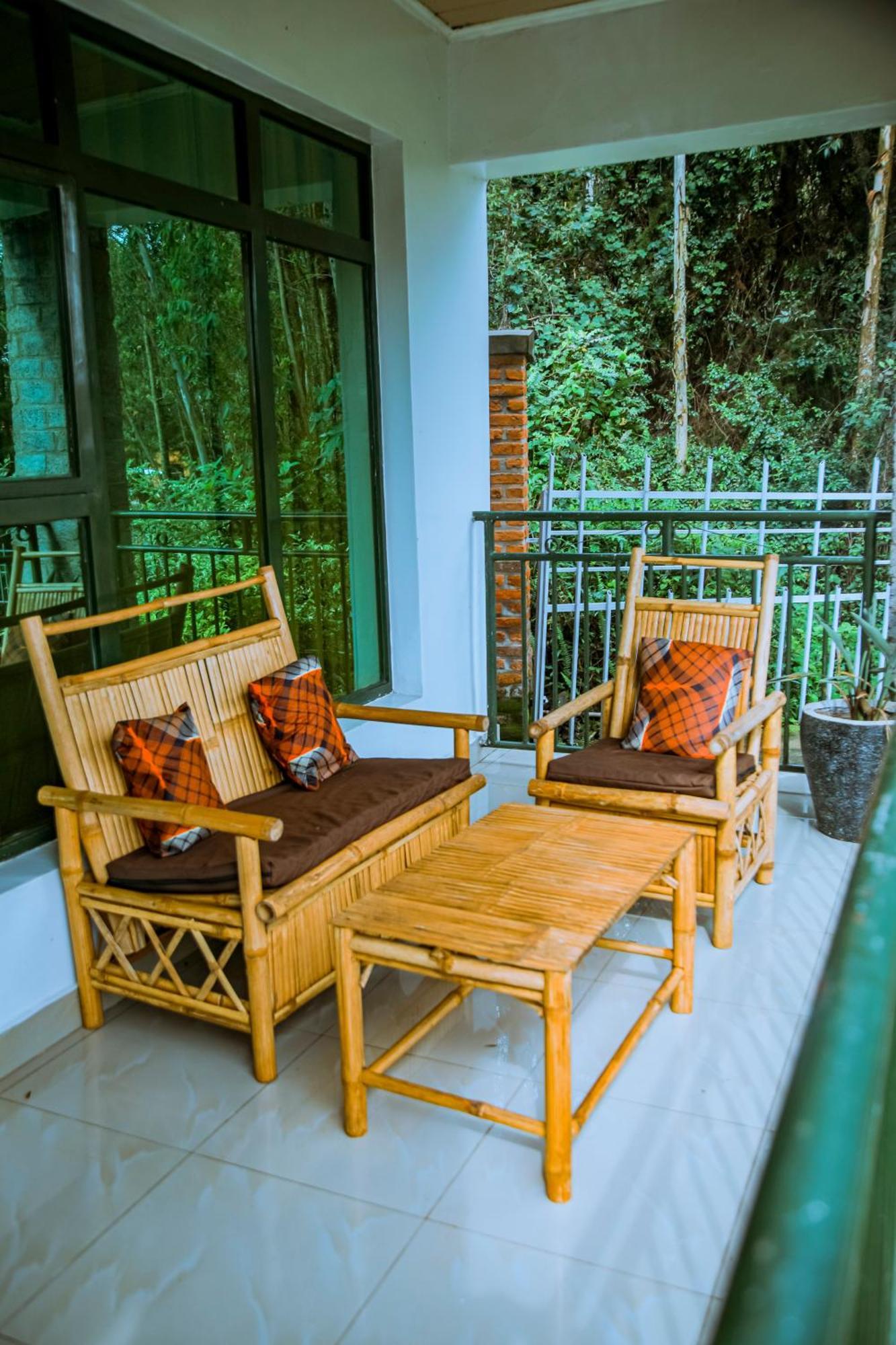 Karisimbi Cave Resort Ruhengeri Exterior foto